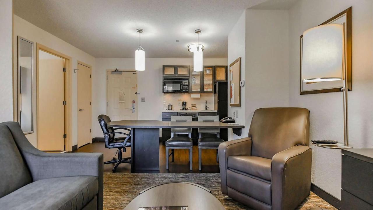 Sonesta Simply Suites Denver West Federal Center レイクウッド エクステリア 写真