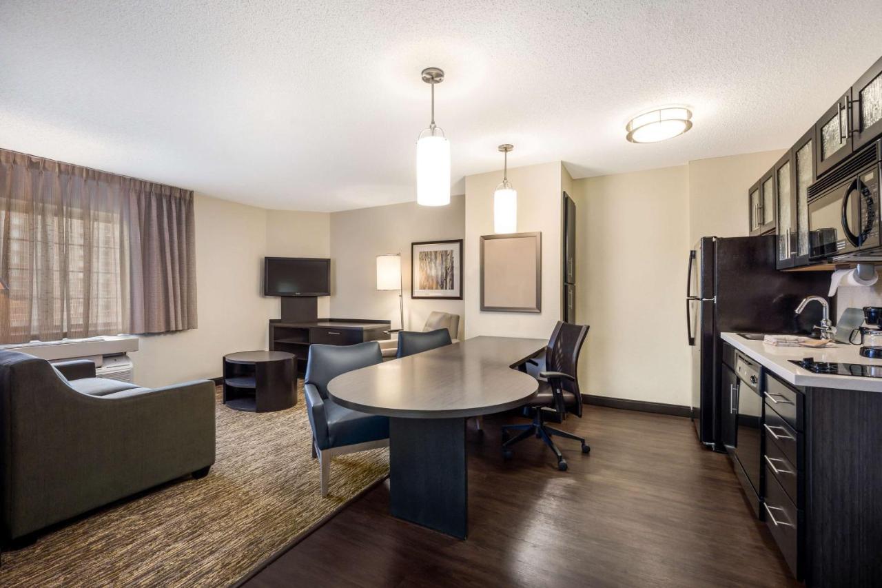 Sonesta Simply Suites Denver West Federal Center レイクウッド エクステリア 写真