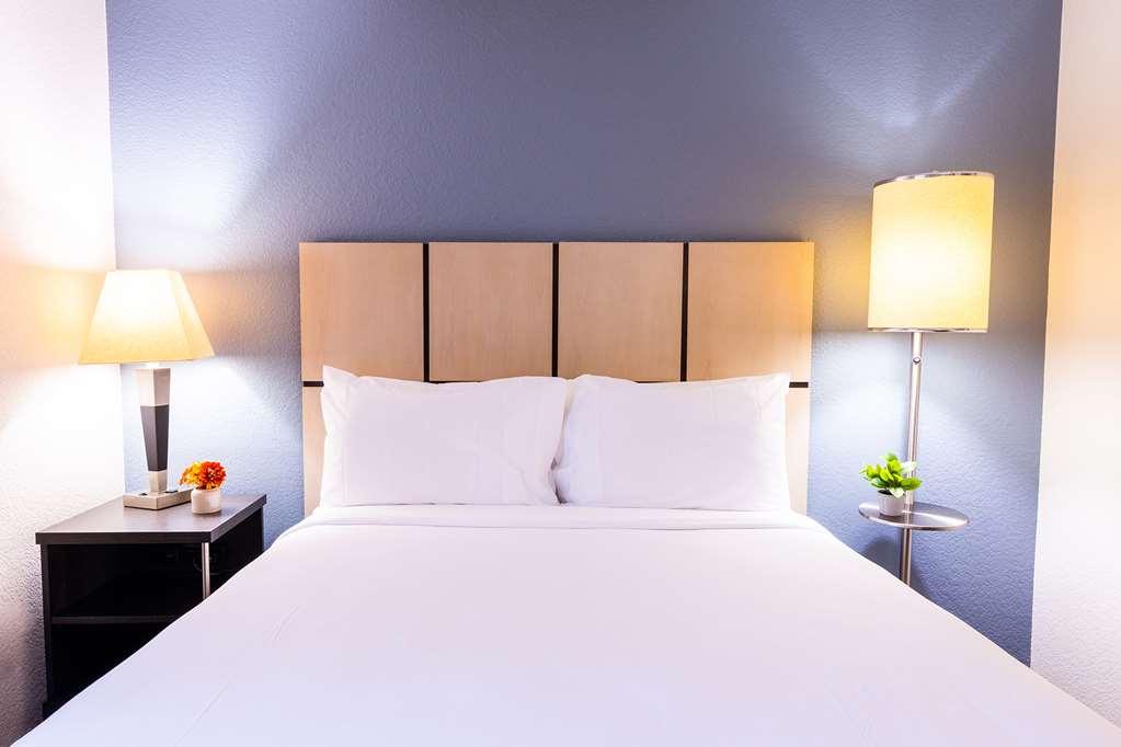 Sonesta Simply Suites Denver West Federal Center レイクウッド 部屋 写真