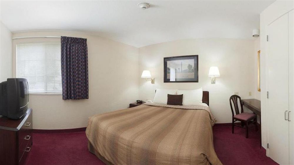 Sonesta Simply Suites Denver West Federal Center レイクウッド エクステリア 写真